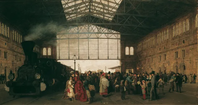 Auf dem Bild ist eine belebte Bahnhofshalle abgebildet. In der Mitte steht eine Dampflok, die aus einer schwarzen Lokomotive und mehreren Waggons besteht. Vor der Lokomotive sind viele Menschen versammelt, die in unterschiedlichen Richtungen schauen. Einige der Personen scheinen in Formeller Kleidung gekleidet zu sein, während andere alltägliche Kleidung tragen. Es gibt eine Vielzahl von Aktivitäten: Menschen unterhalten sich, Kinder spielen und einige Passagiere transportieren Gepäck. [KI-generiert]