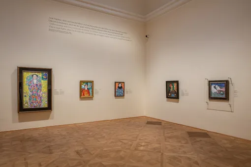 Ausstellungsansicht "Klimt Inspired by Van Gogh, Rodin, Matisse..."