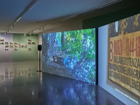 Ausstellungsansicht "Constanze Ruhm. Come una pupilla al Variare della luce" im Belvedere 21