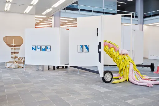 Ausstellungsansicht "Über das Neue Wiener Szenen und darüber hinaus - Teil 3"