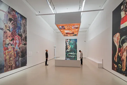 Ausstellungsansicht "Gustav Klimt – Pigment & Pixel. Mit Technologie Kunst neu entdecken", Unteres Belvedere