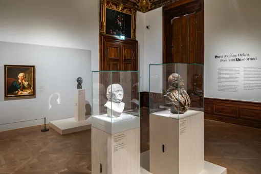 Ausstellungsansicht "Franz Xaver Messerschmidt. Mehr als Charakterköpfe", Unteres Belvedere