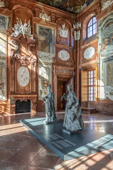 Ausstellungsansicht "Franz Xaver Messerschmidt. Mehr als Charakterköpfe", Unteres Belvedere