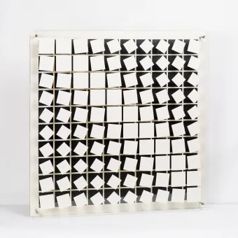 Plexiglas, Siebdruck, Karton  120 × 120 cm  