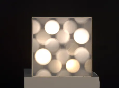 Leuchtkasten mit Mechanik, Glühlampen, Plastikplane, Schablone aus Holz