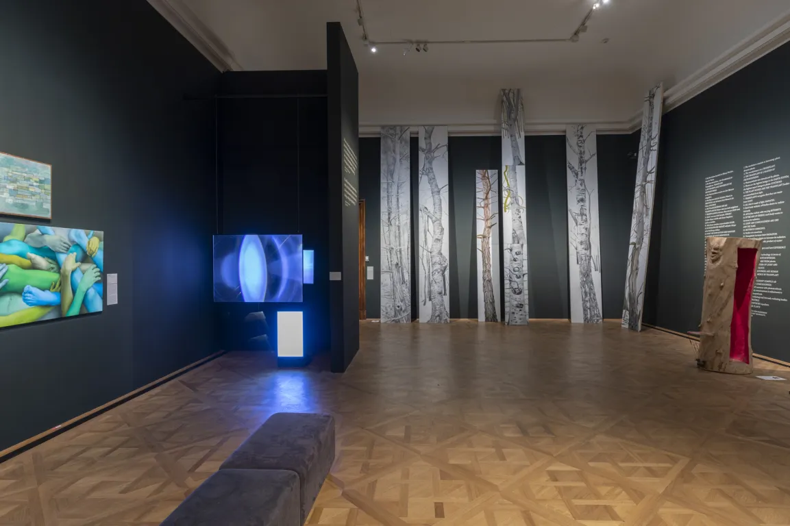 Ausstellungsansicht "GROW. Der Baum in der Kunst"
