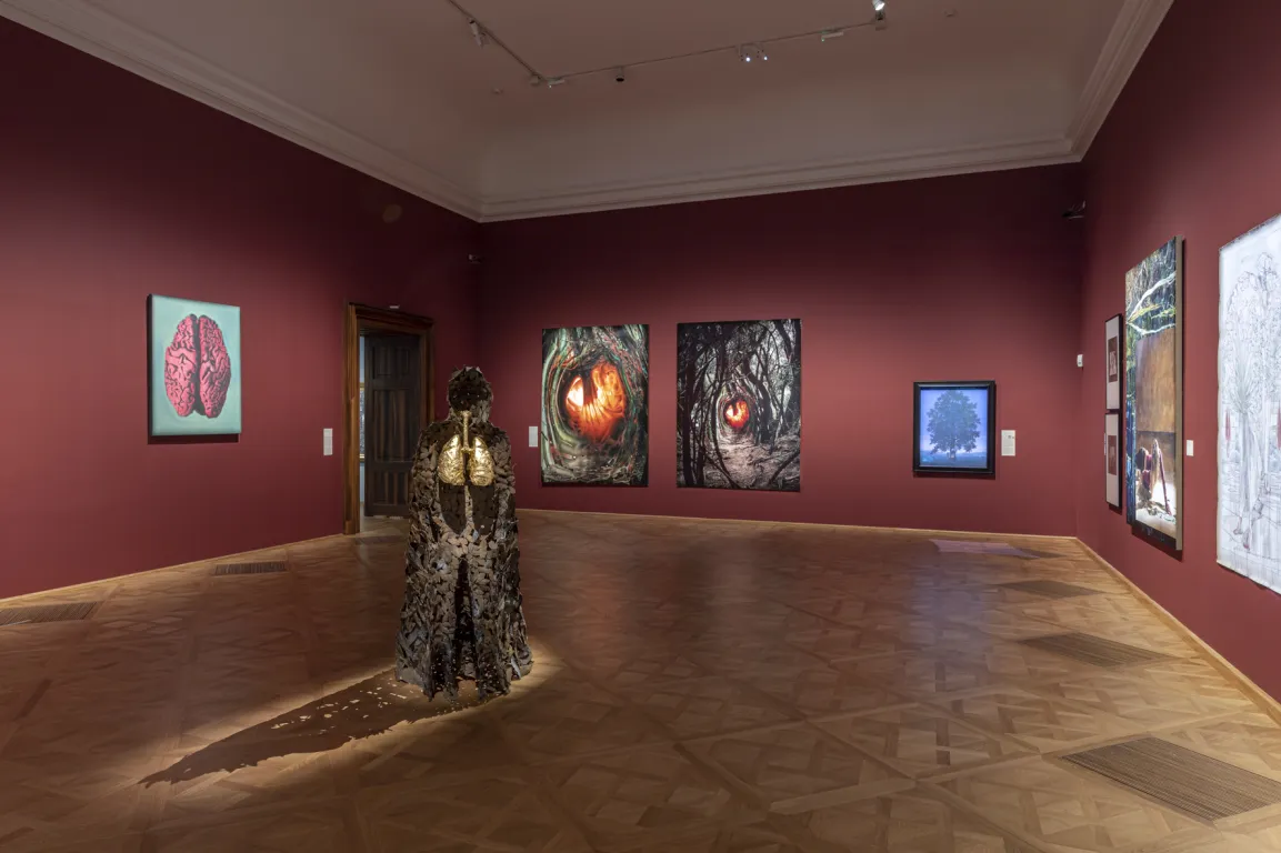 Ausstellungsansicht "GROW. Der Baum in der Kunst"