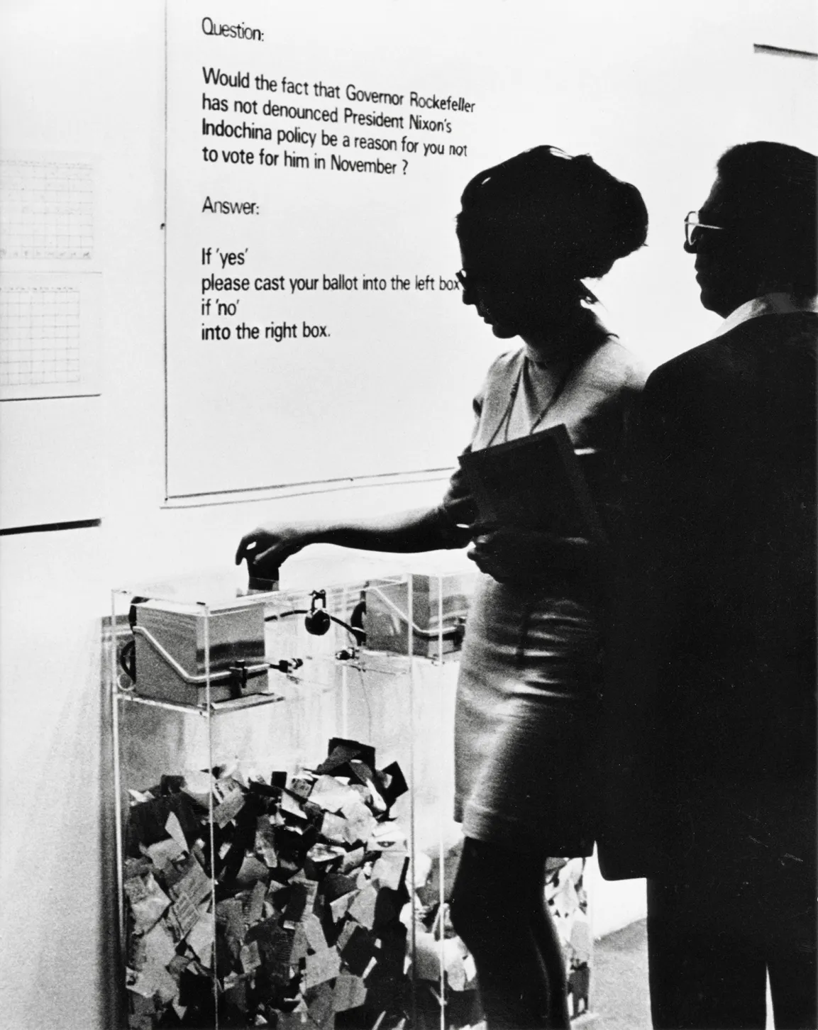 Installationsansicht der Ausstellung Information
