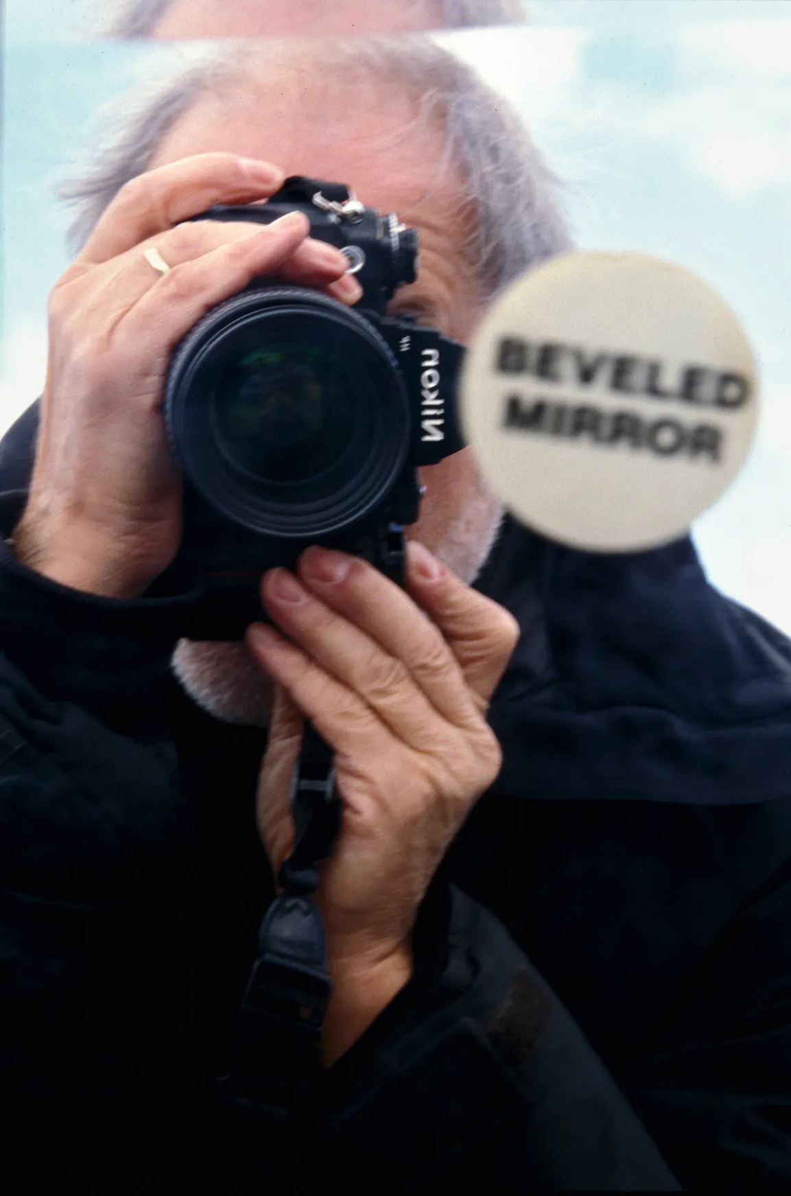 Hans Haacke, Selbstporträt