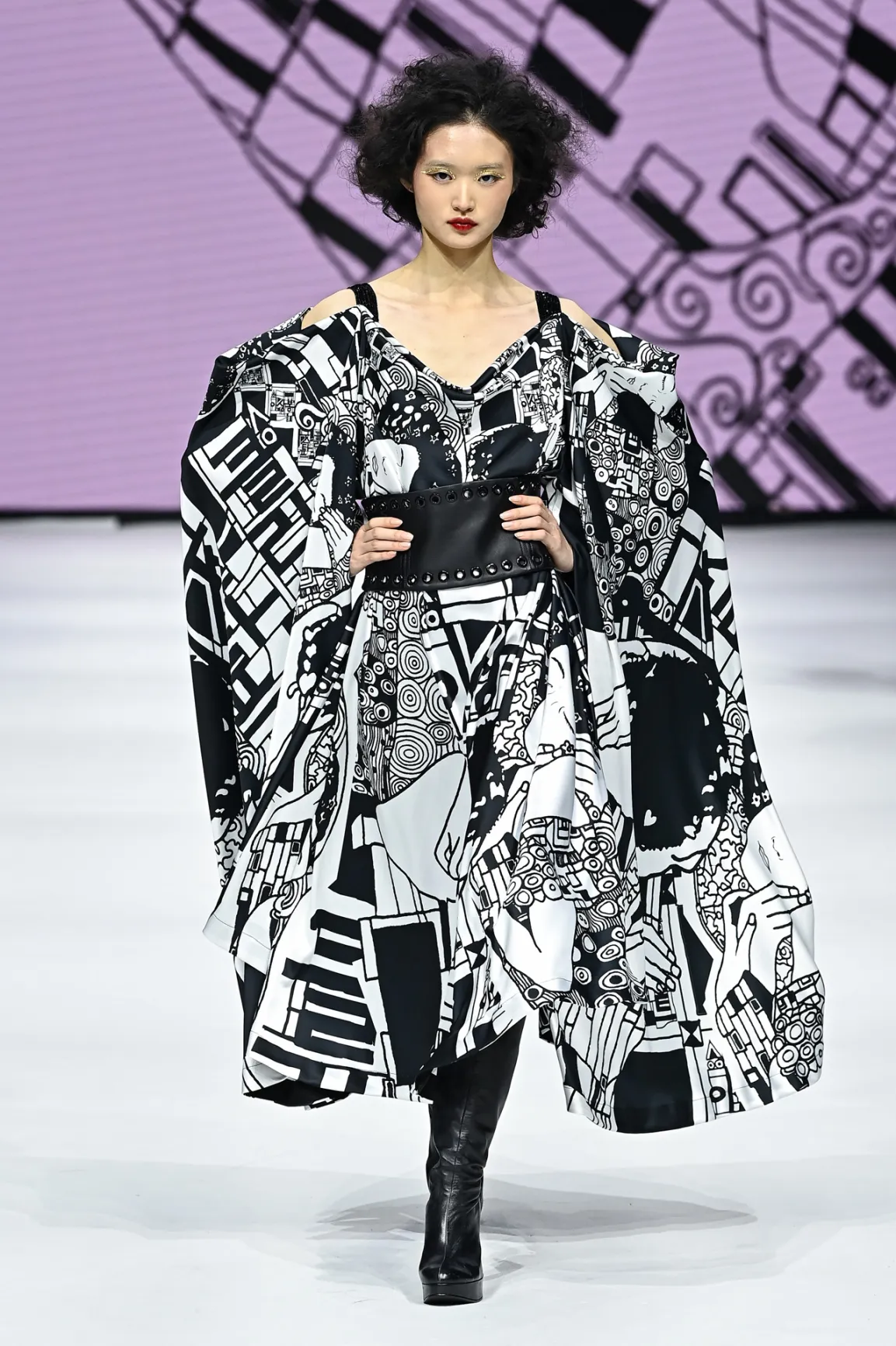 Lie Sang Bong at the Seoul Fashion Week