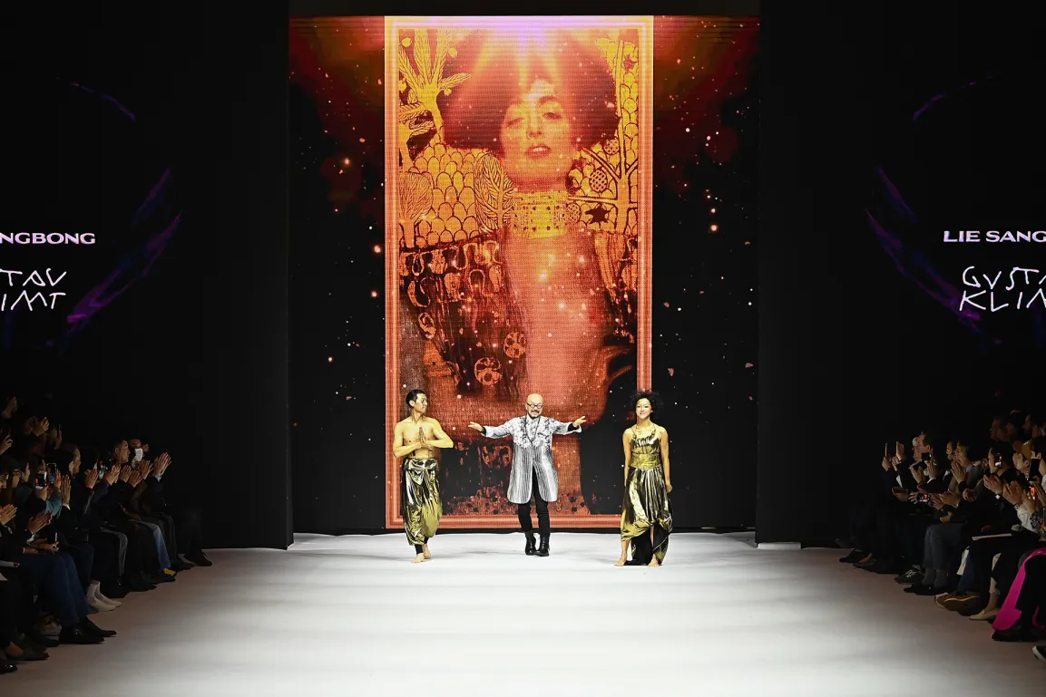 Lie Sang Bong at the Seoul Fashion Week 2023