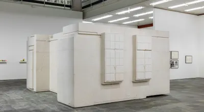 Gips, Holz und Metall / 300 × 643 × 500 cm  Musee National dArt Moderne, Centre Pompidou, Paris. Purchased with the support of the Friends of the National Museum of Modern Art and the Clarence Westbury Foundation 2009    